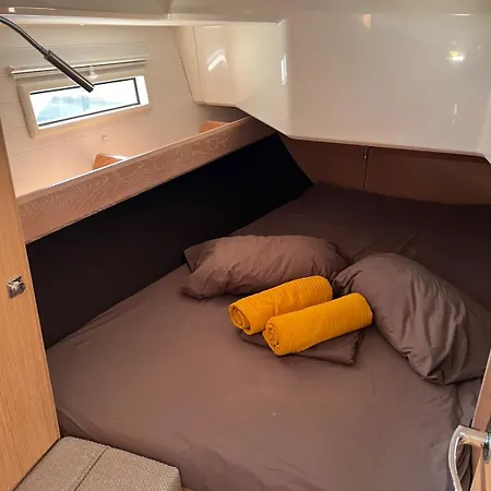 Botel Wake Up At Sea